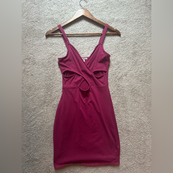 Dresses & Skirts - Elegant Berry Pink Sleeveless Dress